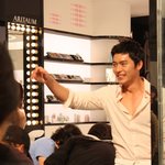 현빈 <b>다듀</b>랑 같이 노래한 영상