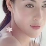 여신의 강림, <b>dior</b> 모델 '밀레네 잠파노이'
