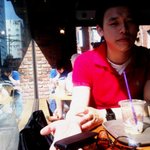 20살..외롭습니다