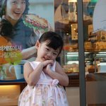 파리<b>비게</b>뜨앞에서 김태희언니처럼 귀엽고 깜찍하게