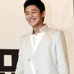 제가 <b>유아</b>인 닮았나요??  사진 有