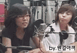 방송도중 머리 <b>손질</b>하는 선예, 손놀림 예술ㅋㅋ