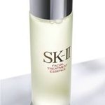 무더운 여름철 피부에좋은 에센스 알려드릴게요~~^^