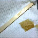 메로나 아이스크림에서 <b>종이테이프</b> 가튼거 나왓어요