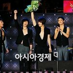 동방신기 세 멤버 "합당한 대우 못받았다" 공식입장