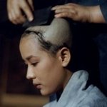 <b>삭발</b>한 연예인들! 유채영이 안습이네!ㅋㅋㅋ