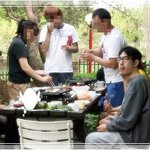 삼복더위에 혼자 <b>긴팔</b>입고 있는 유진 박ㅠ