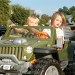 헐, 아가야 형아 한번만 <b>타</b>보면 <b>안</b>될까