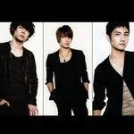 동방신기, <b>베일</b> 속 "실매출액"