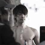 비의 <b>쫀쫀</b> 근육