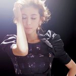 한은정과 사샤 피로바로바의 같은 옷 다른 느낌!!