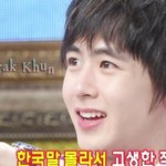 <b>2pm</b> 닉쿤은 검은 머리가 진리