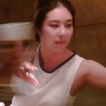 옥주현 음식점에서 찍은 사진, 갸름해진 얼굴