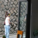 <b>2ne1</b> cf 촬영중 산다라박 cl 환한 미소!!