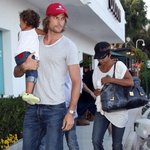 외출나온 할리 <b>베리</b> 가족, 딸 너무 귀엽다ㅋ