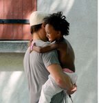 프랑스에서 휴가 보내는 브랜<b>젤리</b>나 가족, 쌍둥이는?