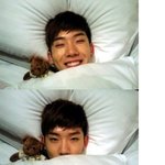 ★<b>2am</b> 조권 최근 미니홈피 사진 곰돌이와 동침을??★