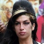 선크림의 중요성을 몸소 보여준 에이미 와인하우스