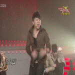 네번째 움짤 메인 -<b>우영</b>-
