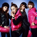 빅뱅한테 광고 넘겨받은 <b>2ne1</b>, 광고 사진들