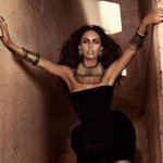 이집트 여신이 된 메간 <b>폭스</b>, 입이 딱 벌어져