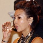 <b>올해나이</b> 47세 황신혜, 목주름도 없는 탄탄몸매