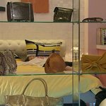 맨땅에헤딩~엘라스틴한<b>아라</b>~~~