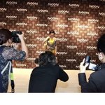 이정재랑 다정하게 사진찍은 에<b>이미</b>, 인맥ㅎㄷㄷ
