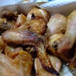 명가녀? 나는 치킨뼈를 가는 여자 치가녀 ㅋㅋㅋ