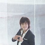 <b>수트</b>가 잘 어울리는 장근석