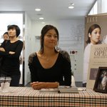 싸인<b>회장</b>에서 장신영 직찍~