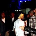 공연장 간 권지용-<b>김민희</b>, 관객들 틈에 딱 걸렸어