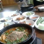 제발! 식당가서 아주머니들한테 <b>막대</b>하지 말아주세요! ㅠ