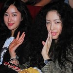 <b>올</b>만에 보는 려원, 얼굴에 대체 무슨 짓을??;;