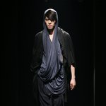 [사진有] 빅뱅`탑`<b>이랑</b> 똑같이 닮은 내친구