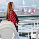 f(x), <b>2ne1</b> 쌩얼 대결