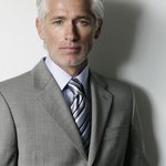 섹시한 <b>은발</b>의 미중년 모델