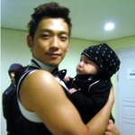 고은아 친언니 아기 안은 비, <b>팔뚝</b>만 보여!