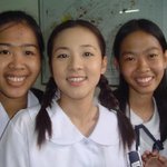 <b>2ne1</b> 산다라 교복입고 필리핀 친구들과...