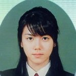 어릴때 <b>부터</b> 쭉 한결같이 예쁜 그녀