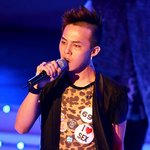 <b>g</b>-<b>드래곤</b>의 이해할 수 없는 패션