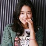 유이에게도 밀리지 않는 <b>미남</b>이의 미모