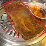 <b>접착제</b>로 붙인 돼지갈비를 팔고도 뻔뻔한 가게,어쩜 이럴 수가 (사진...