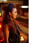 <b>엣지</b>있는 모습의 산다라박