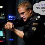 영화볼때...여자분들 소리지르니깐 더 무서웠어요