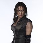 안젤리나 졸리 vs 안체 트라우