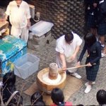 시내한<b>복판</b>에서 아저씨와 떡치는 여고생