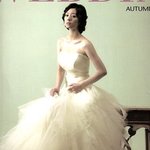 웨딩화보 찍은 <b>홍수아</b>, 다 좋은데 표정이...-_-