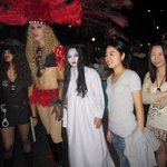 할로윈<b>때</b> <b>처녀</b>귀신분장하고 헐리우드 갔어요.  (사진有)