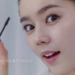 <b>써클</b>렌즈 필요없을 여자 연예인들